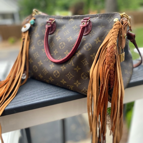 Meet your Posher, Lauren - Picture 4 of 13